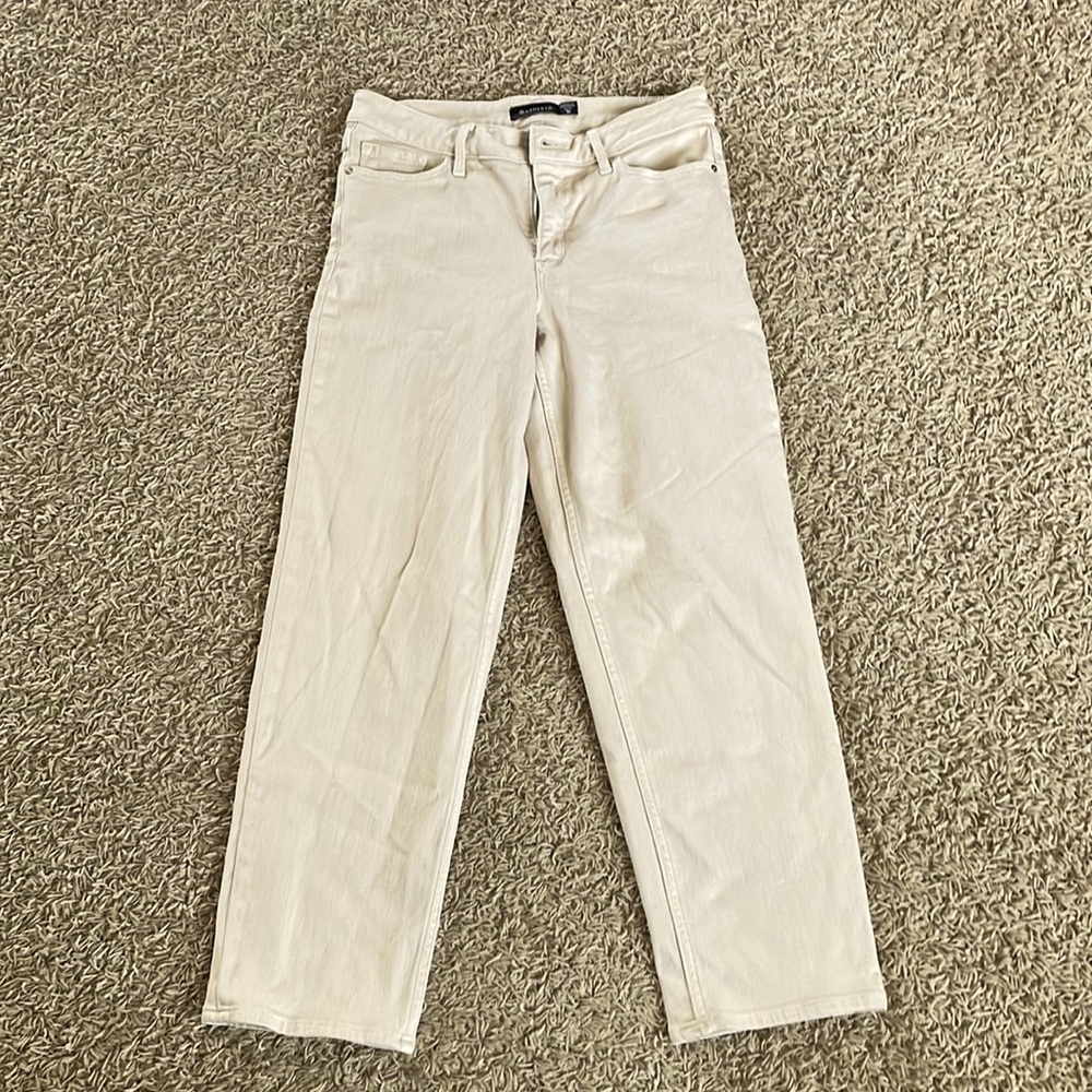 Super cute Cream midrise straight leg crop Athleta